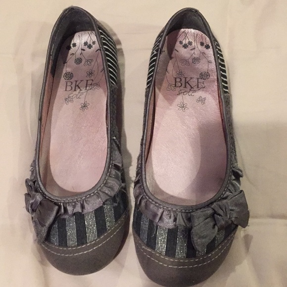 BKE Shoes - BKE Flats